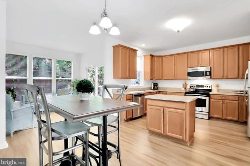 55 Swearingen Way, Shepherdstown, WV 25443-4828