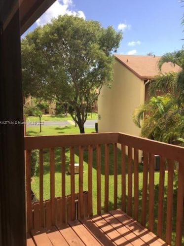 410 11th Ter, Dania Beach, FL 33004-4531