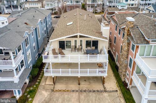 1827 Wesley Ave, Ocean City, NJ 08226-2831