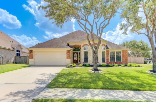 13514 Evening Wind Dr, Pearland, TX 77584-1751