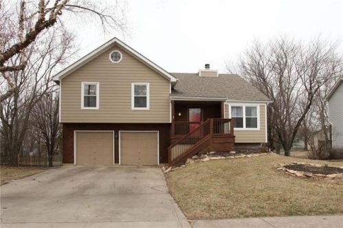 14908 149th Ter, Olathe, KS 66062-4642