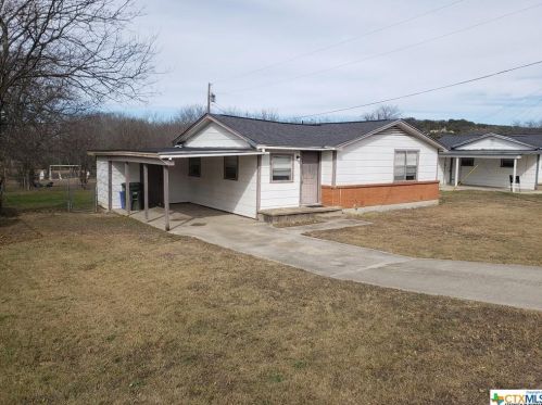 707 Hackberry St, Copperas Cove, TX 76522-1351