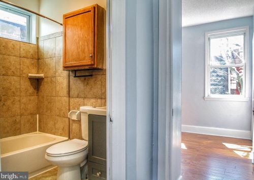 3824 Darien St, Philadelphia PA  19148-0053 exterior
