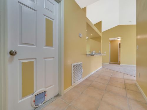 664 30th Ave, Vero Beach, FL 32968-3223