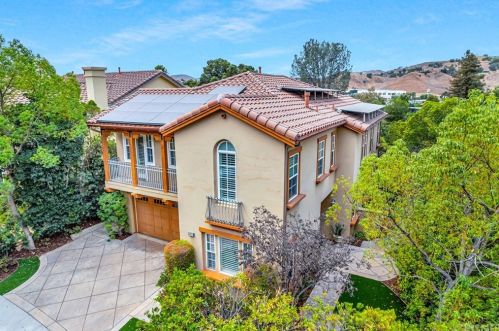 4651 Camino Del Sol, Calabasas CA  91302-3837 exterior