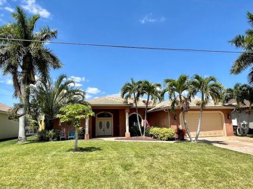 1511 43rd Ter, Cape Coral, FL 33904-7345