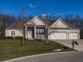886 Red Hawk Dr, Walworth, WI 53184-9707