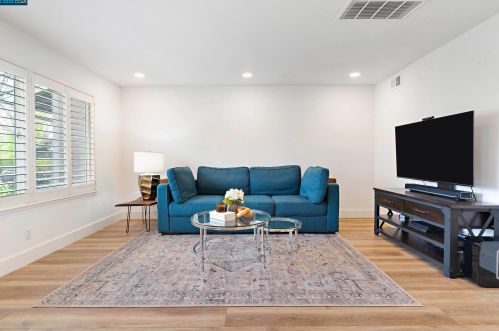 118 Lawnview Cir, Danville CA  94526-5108 exterior