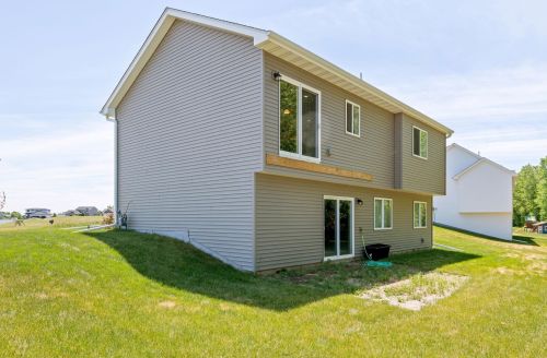 311 Lachermeier Ln, Waverly MN  55390-4515 exterior