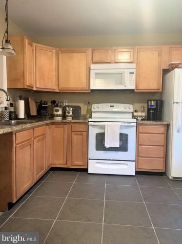 29 Lamplighter Ln, Dover, DE 19904-2662