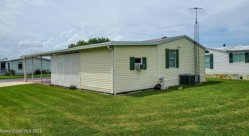 307 Basswood Ct, Cocoa FL  32926-3159 exterior