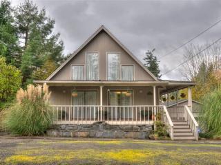 9909 Windward Dr, Olympia, WA 98502-9762