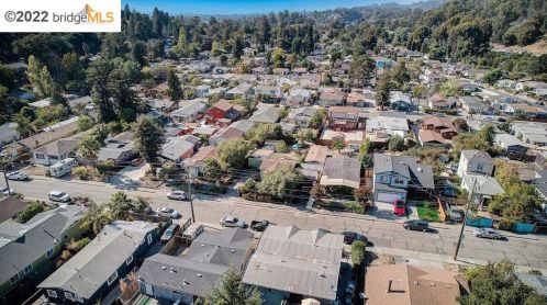 3963 Altamont Ave, Oakland CA 94605-2602 exterior