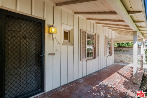 1457 Norton Ave, Glendale, CA 91202-1470