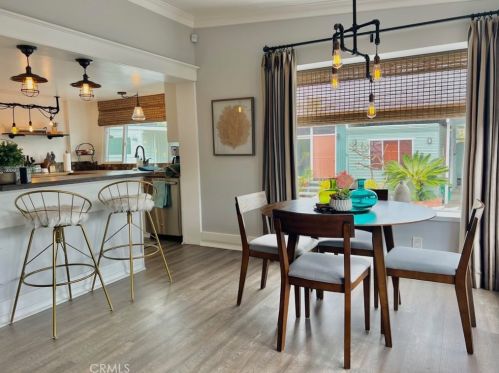 112 Yorktown, Newport Beach CA  92660-6144 exterior