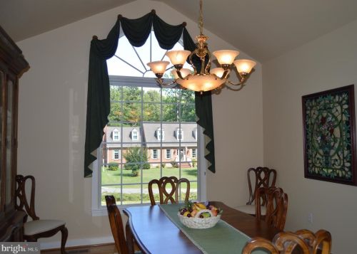 113 Lacy Ln, Bowling Green VA  22427-9310 exterior