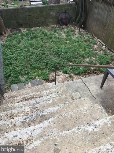 24 Filbert St, Lancaster PA  17603-3618 exterior