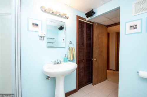 5740 25 Ave, Minneapolis MN 55417-2709 exterior