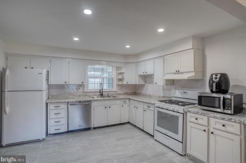 848 Schoolhouse Ln, Dover DE  19904-2416 exterior