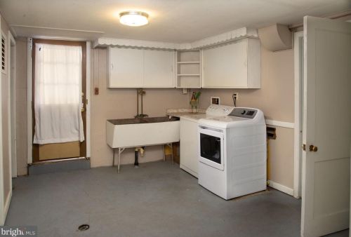 559 Belmont St, Pottstown PA  19464-5178 exterior