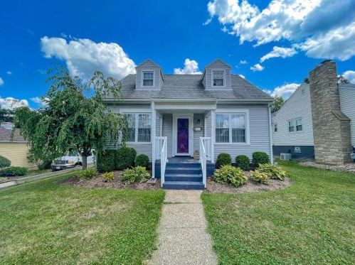 2708 Edison Ave, Zanesville, OH 43701-1931