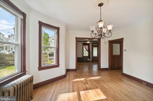 120 Slack Ave, Lawrence Township NJ  08648-4304 exterior