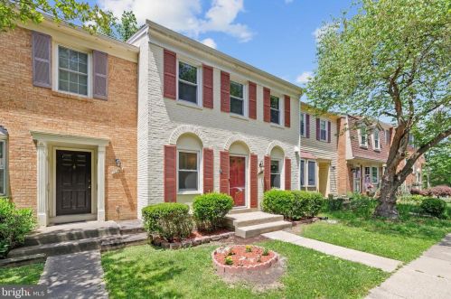 12240 Cardamom Dr, Woodbridge VA  22192-1703 exterior