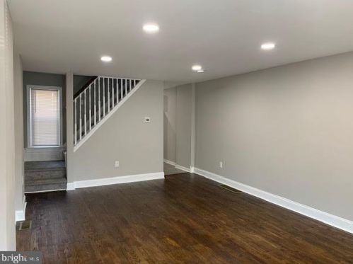 1707 2nd St, Wilmington, DE 19805-3533
