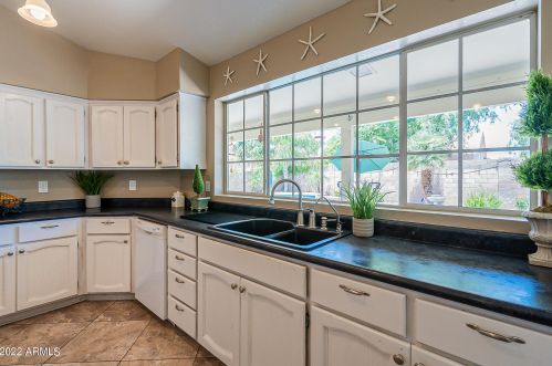 2120 Laurel St, Mesa AZ 85213-2390 exterior