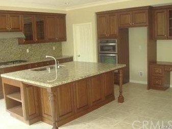 46 Lyndhurst, Irvine, CA 92620-2141