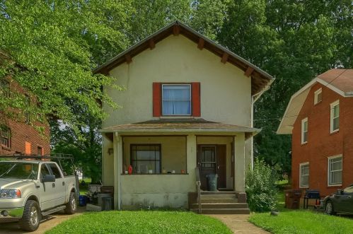 68 Shenango Blvd, Hermitage PA  16121-1736 exterior