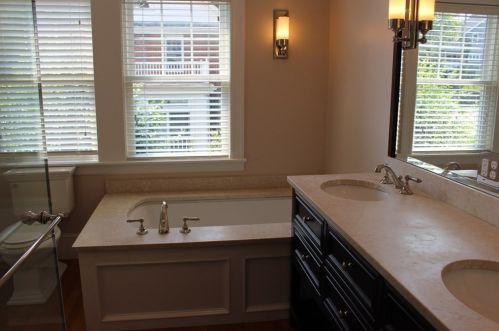 877 Chestnut St, Newton MA 02465-2540 exterior