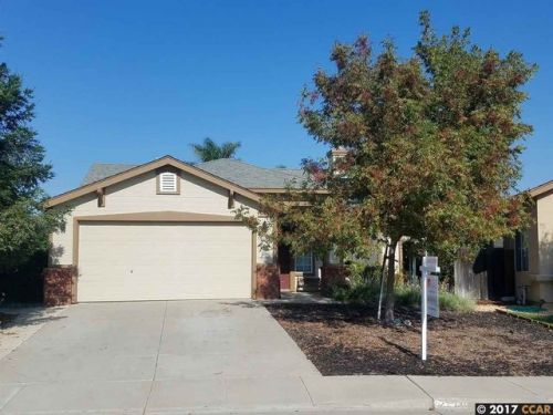2228 El Lago Dr, Oakley, CA 94561-4165