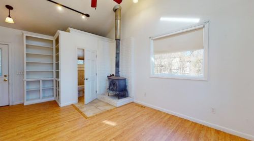 70 Pat Cir, North Kingstown RI  02852-2041 exterior