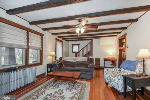1330 Derry Rd, Swatara, PA 17033-1125