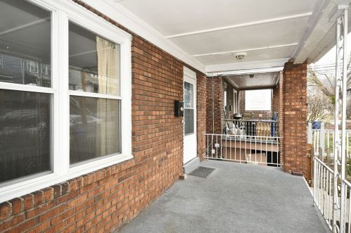 6335 Waldron St, Pittsburgh, PA 15217-2518
