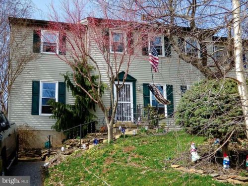 195 Jonathan Way, Red Lion, PA 17356-9038