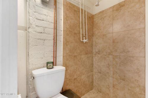 2515 10 St, Phoenix AZ 85020-5821 exterior