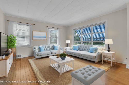 1604 Maplewood Rd, Belmar NJ 07719-3151 exterior