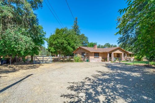 7525 20th St, Rio Linda, CA 95673-1707