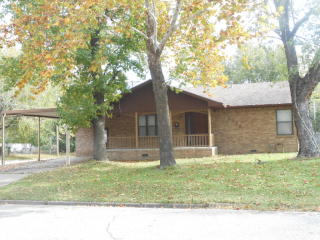 2236 C St, Miami, OK 74354-1616
