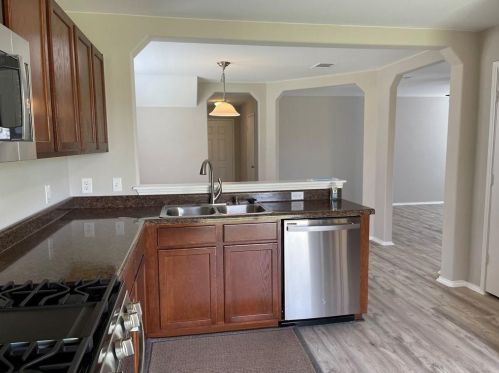 18336 Basketflower Bnd, Webberville TX  78621-6065 exterior