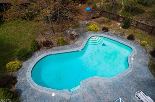 180 Cowperthwaite Rd, Bedminster NJ  07921-2904 exterior