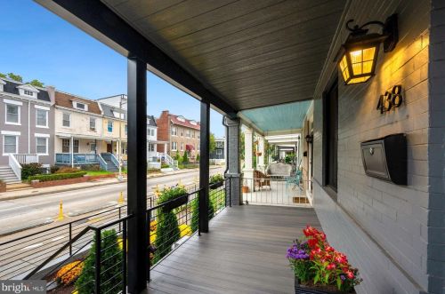 438 Kenyon St, Washington, DC 20010-2915