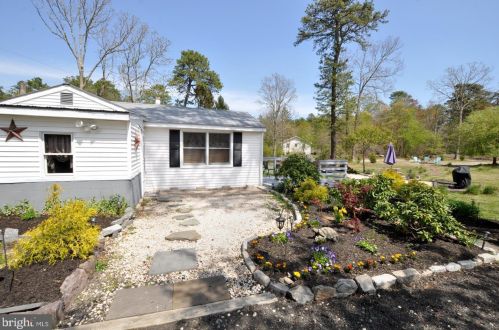 296 Ridge Rd, Browns Mills NJ  08015-4513 exterior