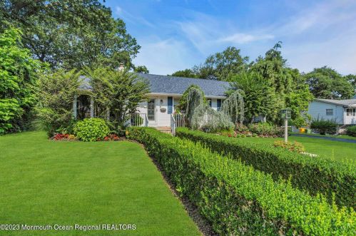 24 Kimball Rd, Lakewood NJ  08701-3154 exterior