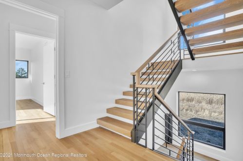 49 Cherokee Ln, Bricktown NJ  08724-4405 exterior