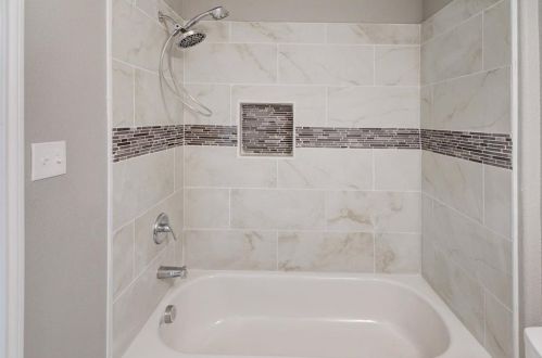 2403 Warwick Ave, Fort Worth TX  76106-7557 exterior