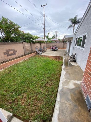 10402 Whirlaway St, Cypress CA  90630-4466 exterior