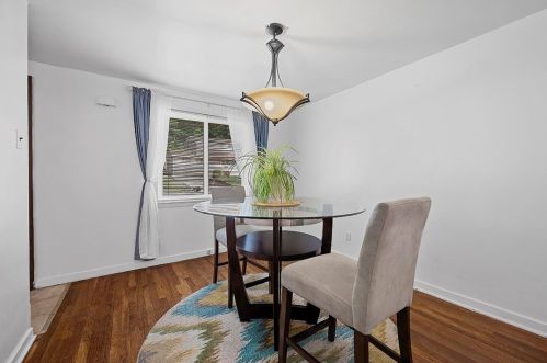 413 Janice Dr, Pittsburgh PA  15235-3022 exterior